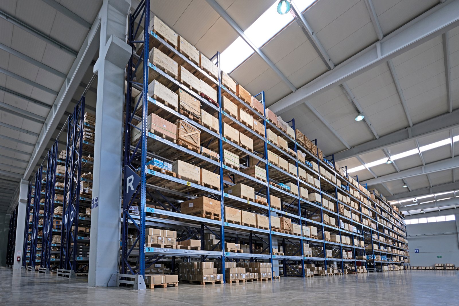 KL warehousing